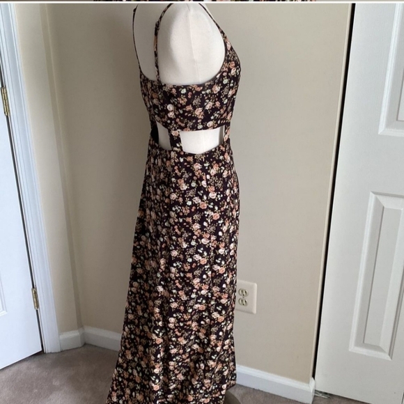 Pins & Needles Black Floral Cut Out Maxi Dress Size 6 - Picture 7 of 9